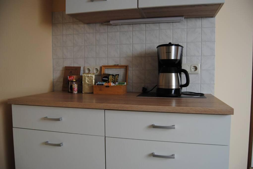 Vöhl Ferienwohnung Arnold מראה חיצוני תמונה