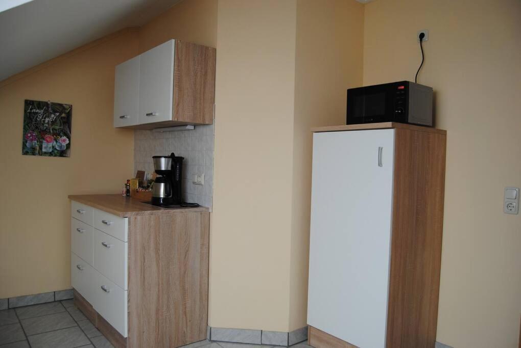 Vöhl Ferienwohnung Arnold מראה חיצוני תמונה